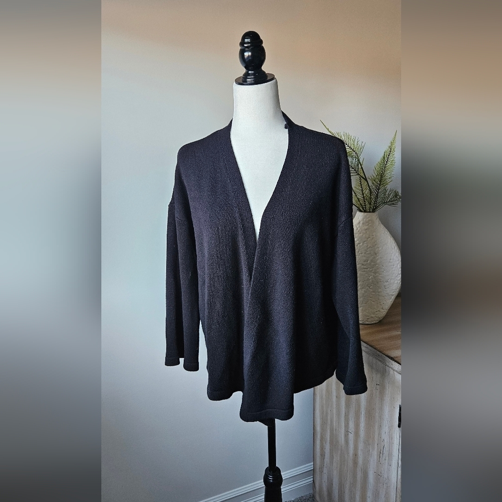 Papillon Classic Black Cardigan